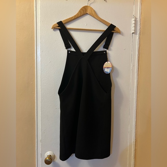We Well Fashion Overall Dress with Front Pocket for Girls or Women - Picture 4 of 8